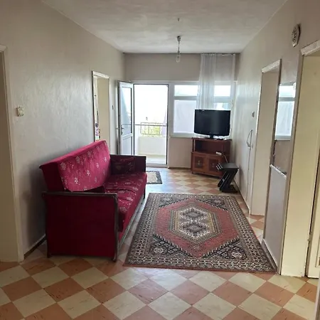 3+1 Daire Esyali Deniz Manzarali Apartment
